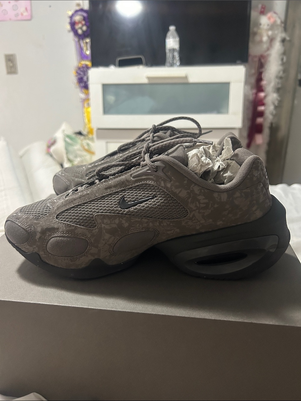 Nike Women’s Olive Gray Patterned Mesh Sneakers